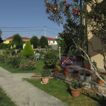 Villa Kedo *