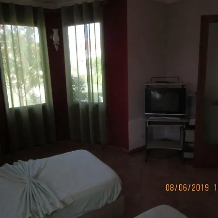 Villa Kedo Qerret (Tirana)